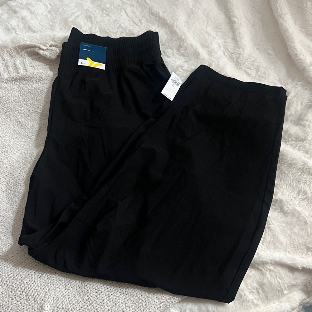 Old Navy High Rise Sleektech Barrel Joggers Black size: L TALL